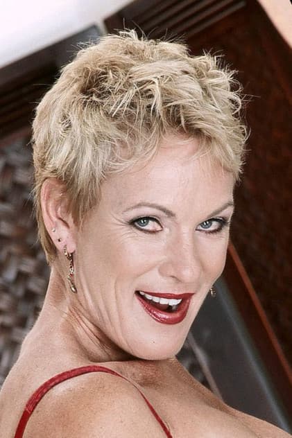 Julie Mandrews