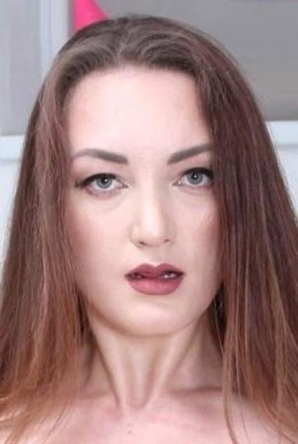 Julia Maze