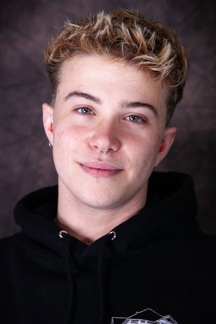 Elliott Douglas