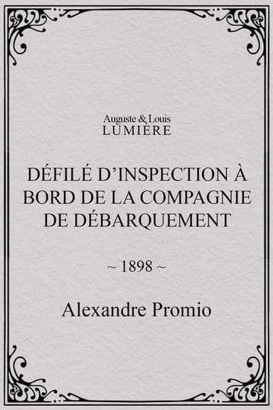 Défilé d’inspection à bord de la compagnie de débarquement
