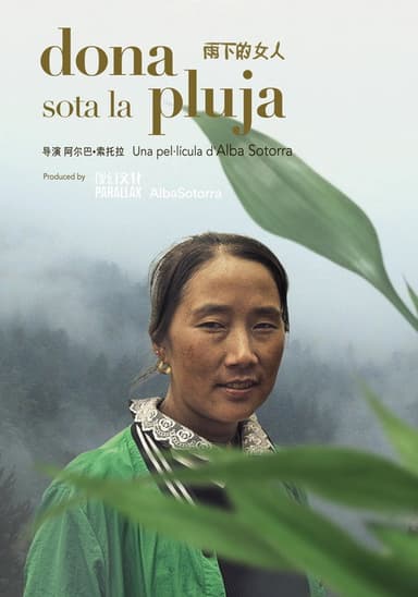 Dona sota la pluja
